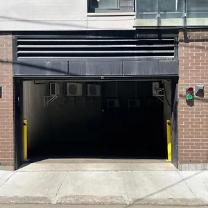 https://initial-cinma-parking-centre-ville-de-qubec.hotelsquebeccity.net